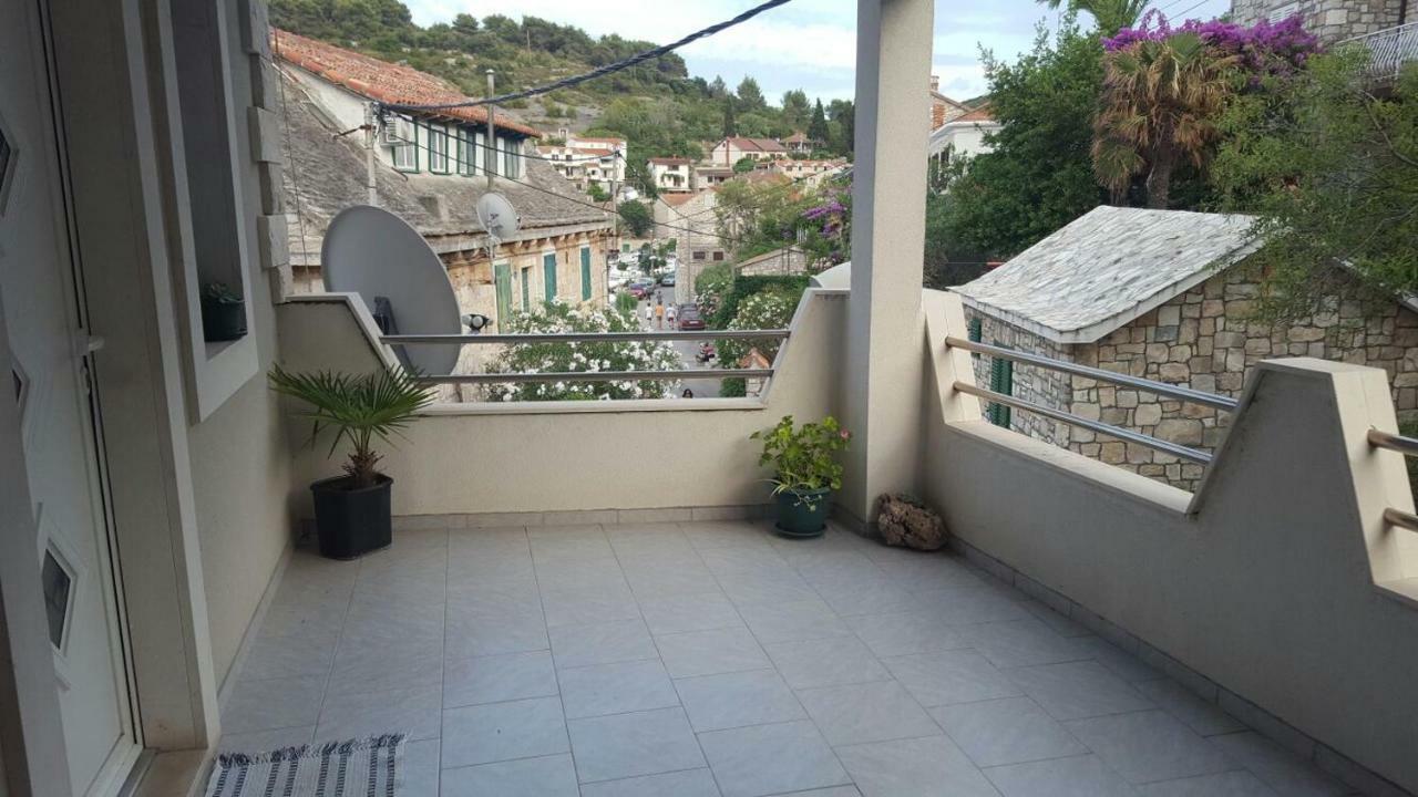 Apartment Vana Stomorska Buitenkant foto