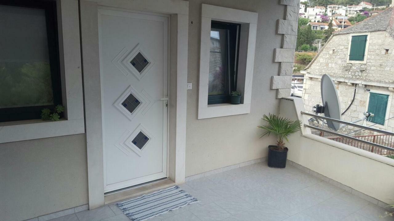 Apartment Vana Stomorska Buitenkant foto