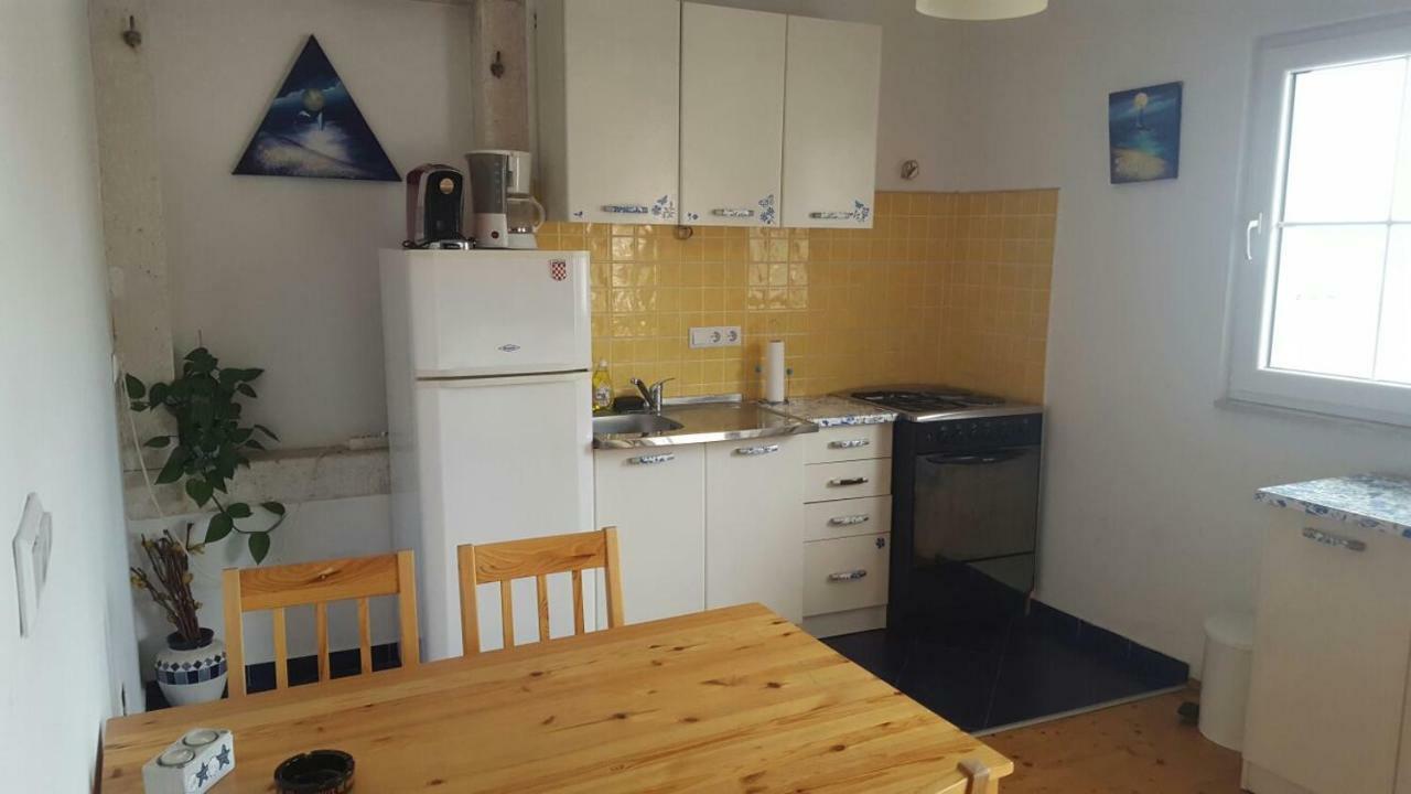 Apartment Vana Stomorska Buitenkant foto